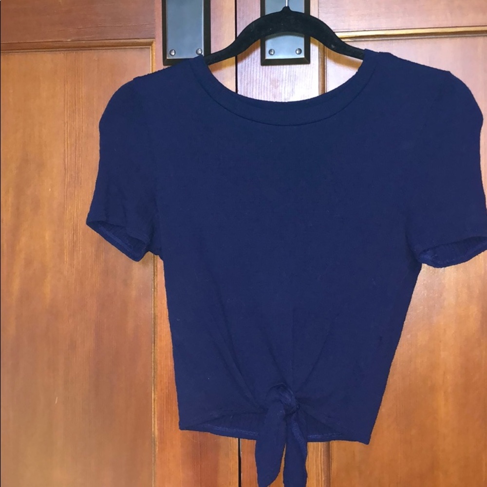 Women’s tie up tee